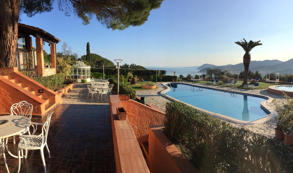 Resort Le Picchiaie Portoferraio Exterior foto