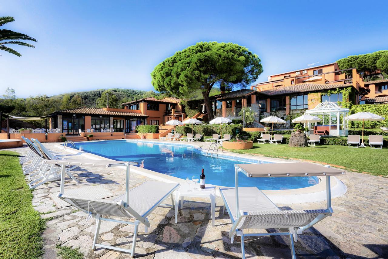 Resort Le Picchiaie Portoferraio Exterior foto