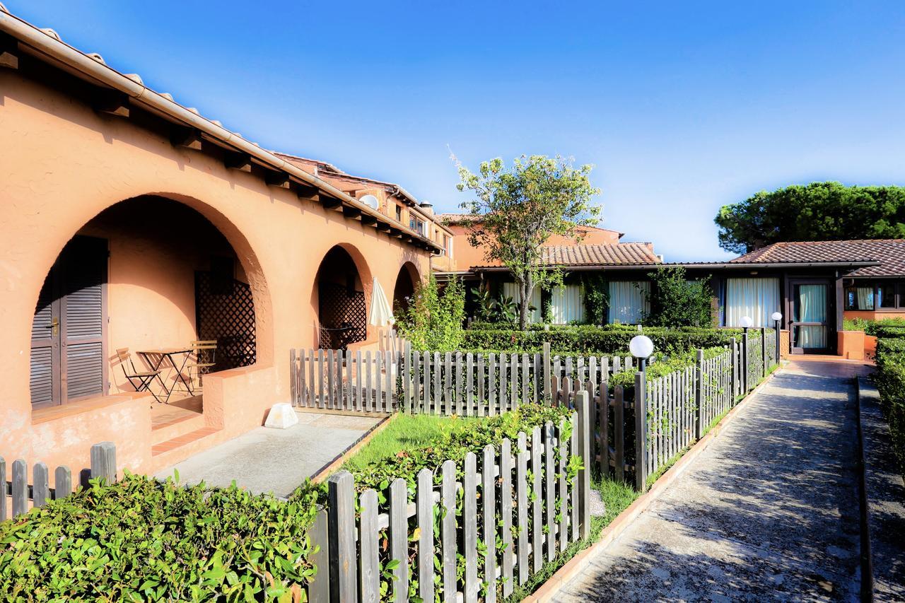 Resort Le Picchiaie Portoferraio Exterior foto