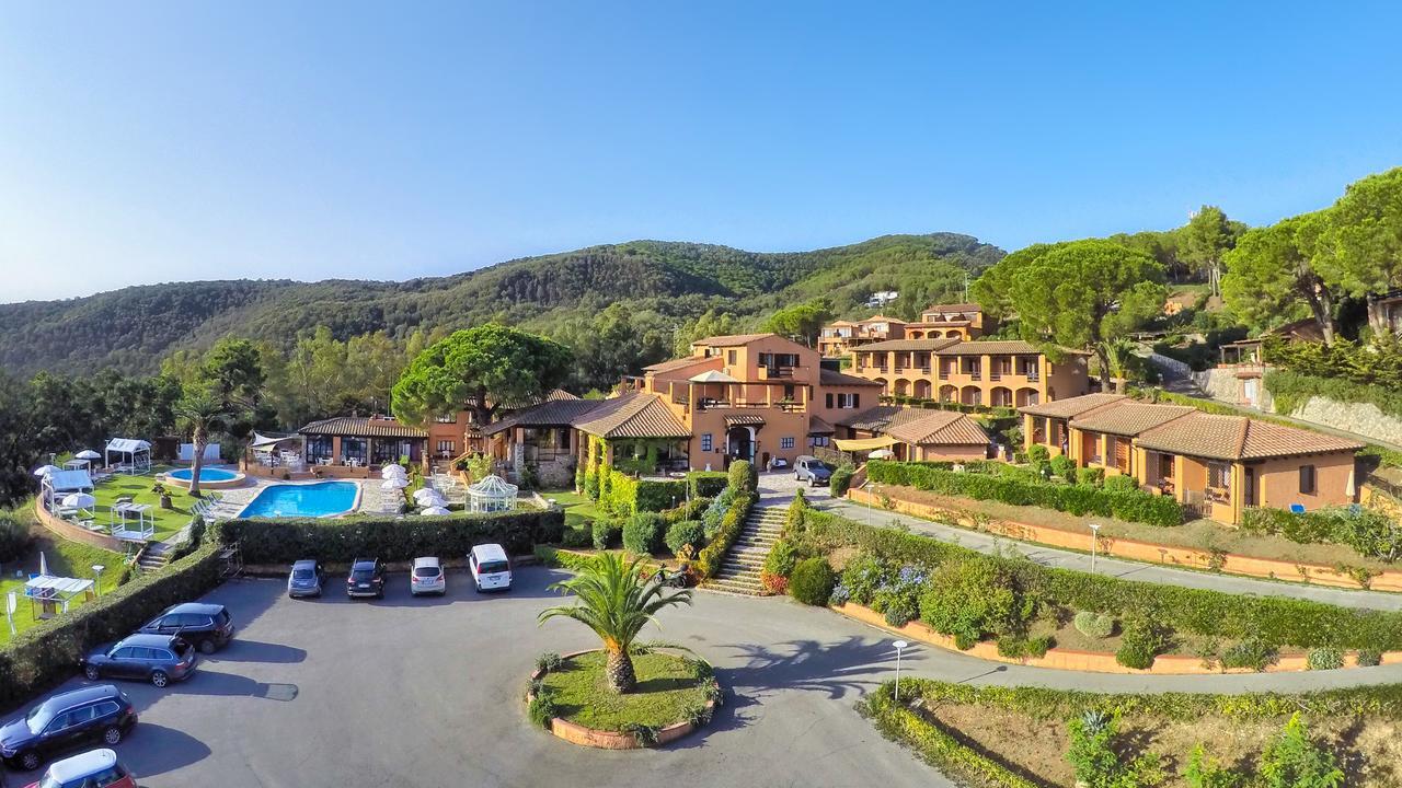 Resort Le Picchiaie Portoferraio Exterior foto