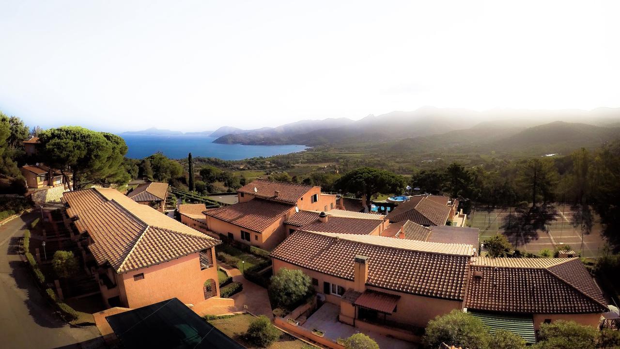 Resort Le Picchiaie Portoferraio Exterior foto