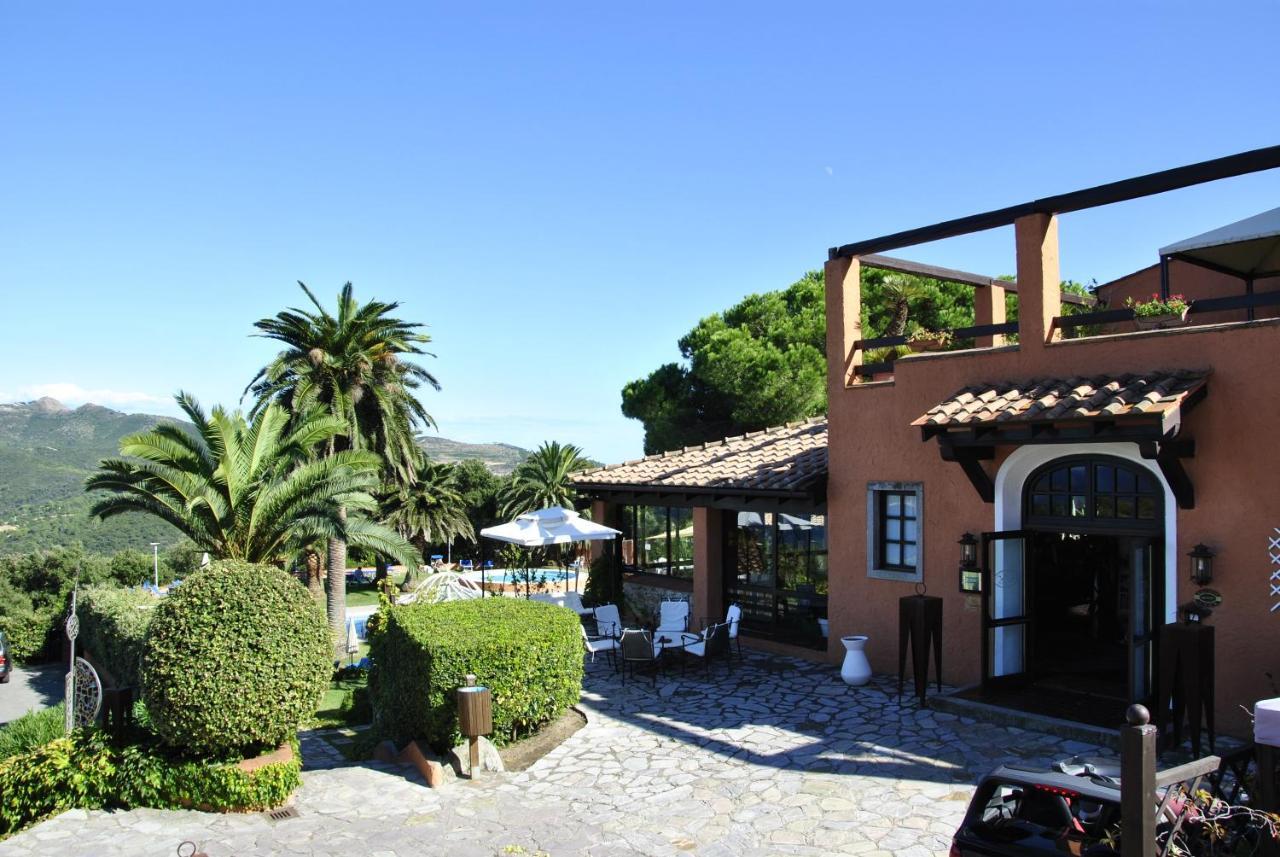 Resort Le Picchiaie Portoferraio Exterior foto